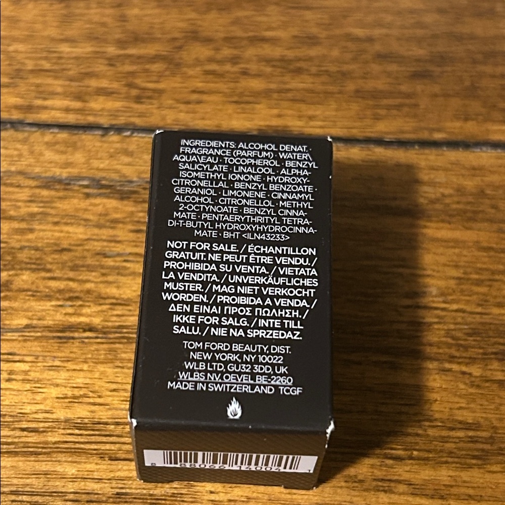 Tom Ford Ombré Leather Mini Travel Size Dabber .14 fl oz/4 ml NEW - Picture 3 of 3